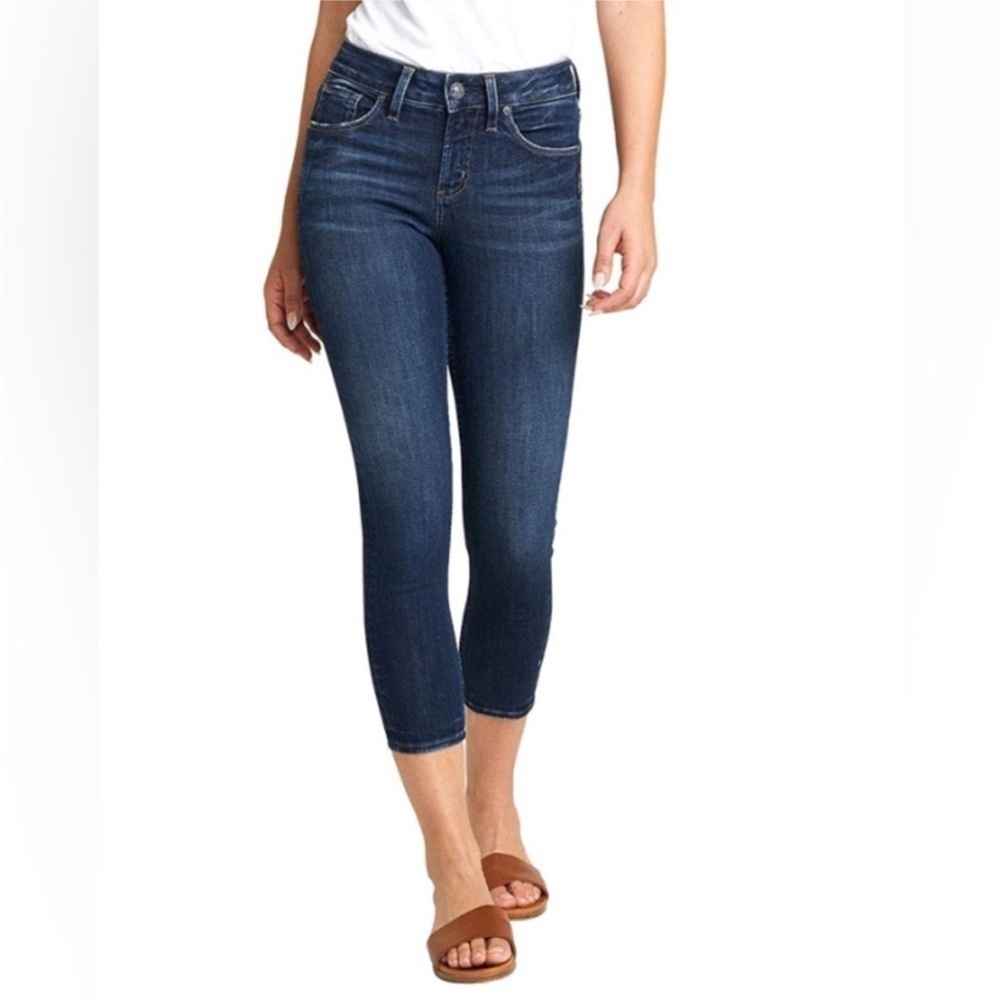 Silver Jeans Avery Capri Straight Leg Designer Denim Jeans